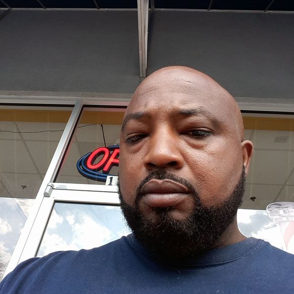 Meet your Posher, Corey - Picture 1 of 1